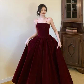  Kadın Elbise Yeni Kırmızı Kadife uzun elbise Sling İnci Boyun Tüp Üst Geri Fermuar Backless Seksi Zarif Şık Yüksek Anlamda Elbise