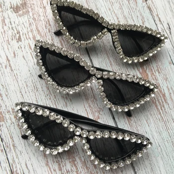  Güneş gözlüğü bayanlar el yapımı elmas ile dekoratif siyah sınır bayanlar genç moda retro plaj seyahat güneş gözlüğü UV400