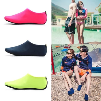  Moda Unisex su ayakkabısı Yüzme Ayakkabı Düz Renk Yaz Su Sporları dalış çorapları kaymaz Sahil plaj ayakkabısı