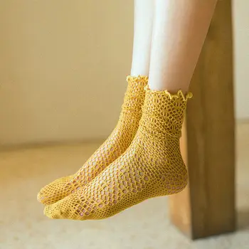  Yeni Gelmesi Hollow Out Seksi Kadın Örgü Çorap Kore Tarzı Retro Bahar Yaz Çok Renkli Sokak Moda Gevşek Orta Tüp Çorap