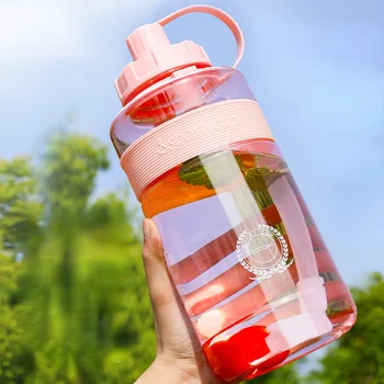  2 Litre Spor spor şişesi Plastik Büyük Kapasiteli Su Şişesi Saman Kız Açık Tırmanma içme şişesi Su Isıtıcısı BPA Ücretsiz